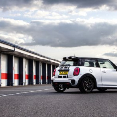 Представлена спеверсия MINI JCW Challenge