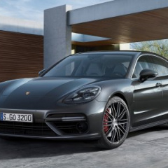 Новый Porsche Panamera Turbo проехал круг Нюрбургринга за 7 минут 38 секунд