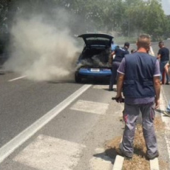 В Италии сгорел полицейский BMW i3