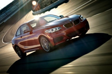 BMW M235i Coupe: спортивный азарт на каждый день BMW 2 серия F22-F23