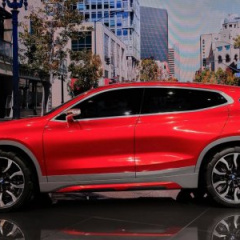 На Парижском автосалоне показали BMW X2