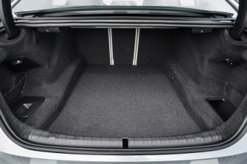 Предварительный осмотр и смена свечей зажигания :: BMW :: 5 серия :: G30 Предварительный осмотр и смена свечей зажигания BMW 5 серия G30