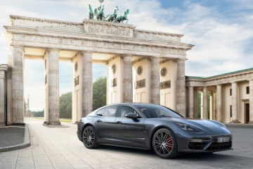 Porsche Panamera получил две новые модификации BMW Другие марки Porsche