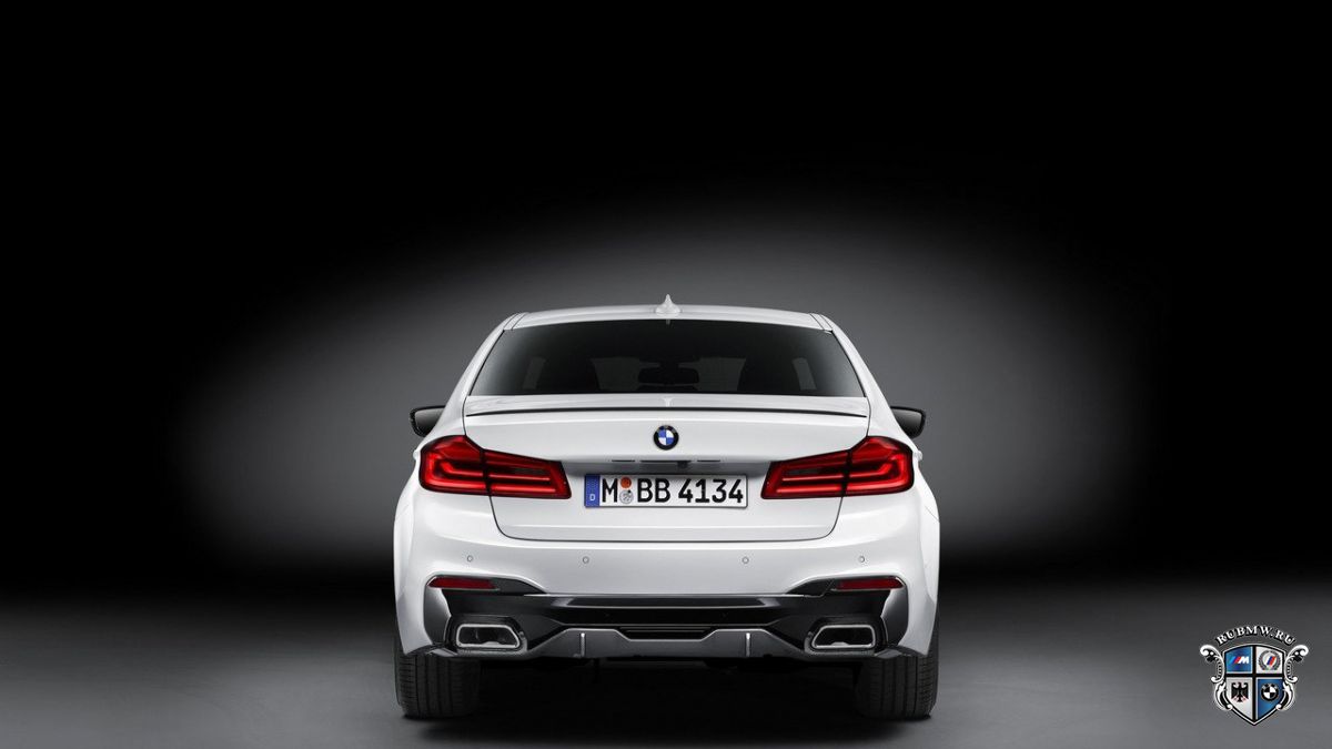 Новый BMW 5 Серии получил пакет M Performance