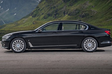 Гибридный седан BMW 740Le представлен официально BMW 7 серия G11-G12