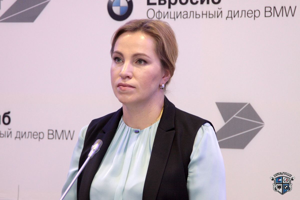 Озвучены сроки начала российских продаж нового BMW 5 Серии