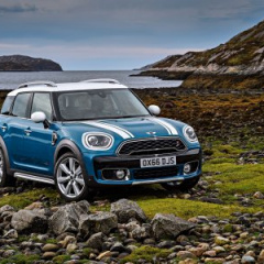 Озвучены рублевые цены на новый MINI Countryman