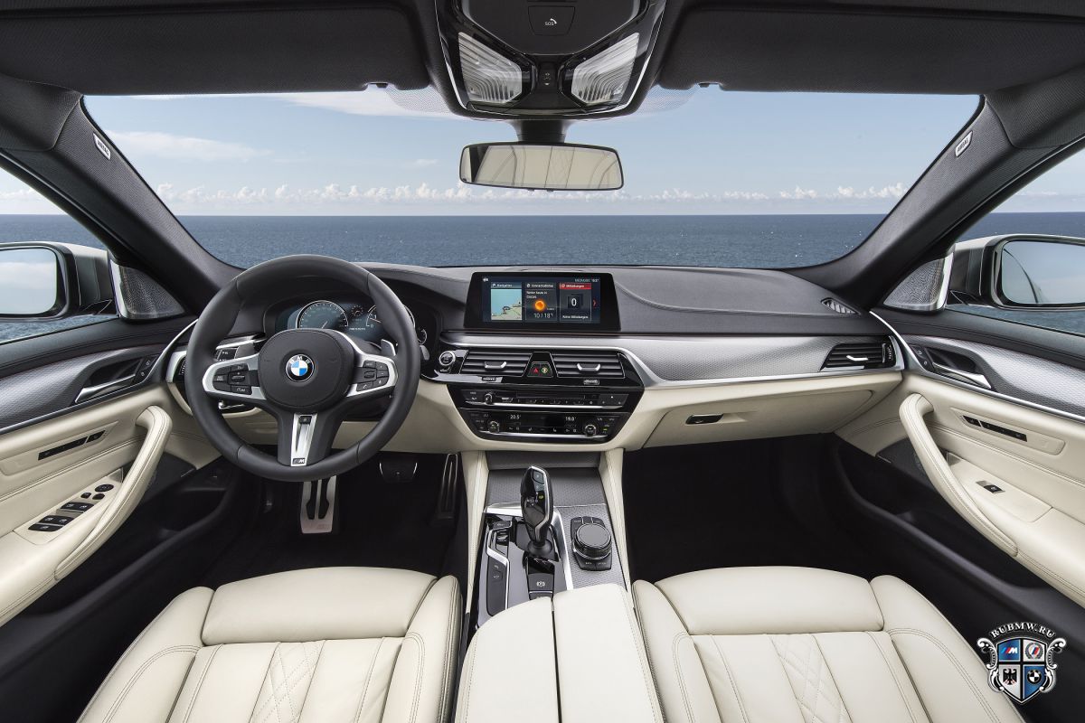 BMW M550i xDrive: новая спортивная версия