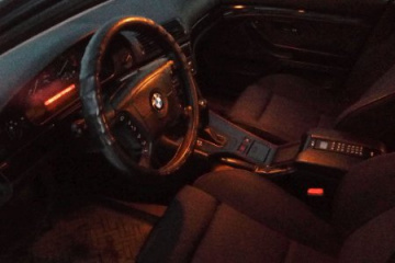 Продам BMW 523i E39 1999 270000 руб.