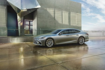 Новый Lexus LS получил турбированный мотор BMW Другие марки Lexus