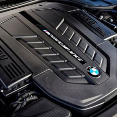 Озвучены подобности о BMW M760Li