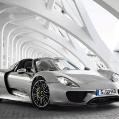 В России отзывают Porsche 918 Spyder