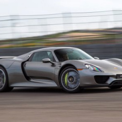 В России отзывают Porsche 918 Spyder