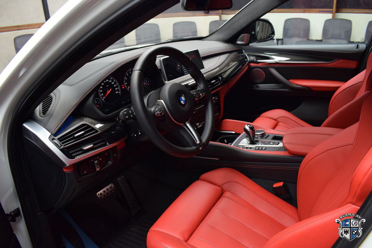 Эксклюзивный BMW X6M из ОАЭ
