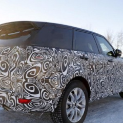 Гибридный Range Rover Sport вышел на тесты