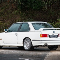 На аукционе Silverstone Auctions продадут BMW M3 в кузове E30 1988 года