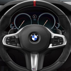 В Женеве показали BMW 5 Series Touring с пакетом M Performance