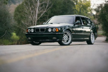 Эксклюзивный универсал BMW M5 Touring Elekta E34 BMW 5 серия E34