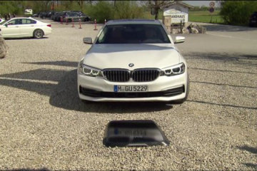 Беспроводная зарядка BMW 530e iPerformance BMW 5 серия G30