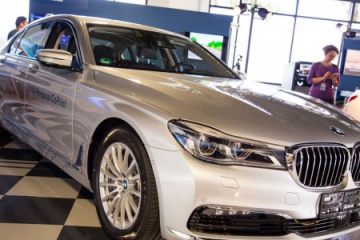 BMW объявляет о начале испытаний автомобилей с автономным управлением BMW 7 серия G11-G12