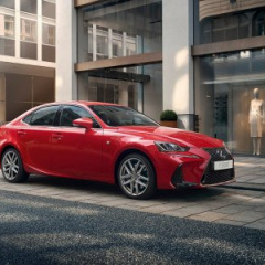 Lexus предрекает падение спроса на авто в кузове седан