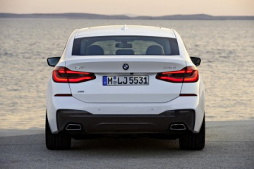 Проверка состояния, замена щеток и регулировка угла стеклоочистителей BMW 6 серия G32