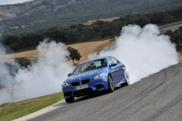 BMW M5 F10 с «говорящей» выхлопной системой от Akrapovic BMW M серия Все BMW M