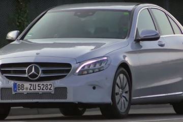 Рестайлинговый Mercedes-Benz C-Class замечен на тестах без камуфляжа BMW Другие марки Mercedes
