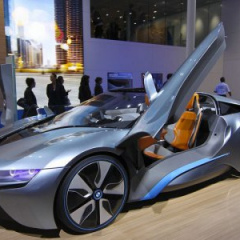 Концерн BMW назвал дату премьеры своего i8 Roadster