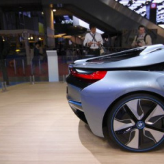 Концерн BMW назвал дату премьеры своего i8 Roadster