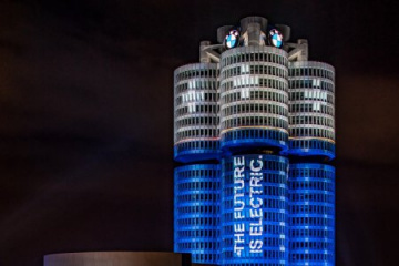 BMW празднует 100 000 проданных электромобилей и гибридных модулей BMW BMW i Все BMW i
