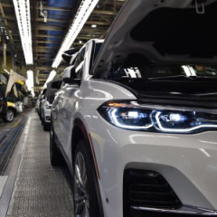 На заводе BMW в Спартанбурге началось производство установочной серии BMW X7 G07 2018