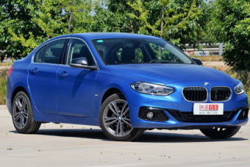 На китайский рынок баварцы выпускают рестайлинговый седан BMW 1 Series 2019 BMW 1 серия F21