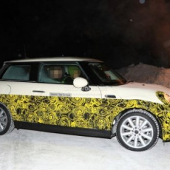 Первый электромобиль Mini Cooper замечен на тестах