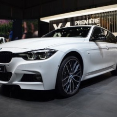 BMW 340i Touring Edition M Sport Shadow на автосалоне в Женеве