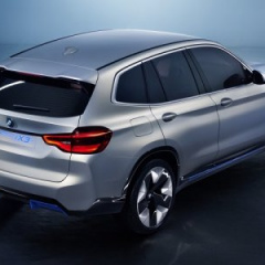 Новый электрический кроссовер BMW Concept iX3 показали на автосалоне Auto China 2018