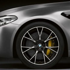 Баварцы официально представили 625-сильный седан BMW M5 Competition