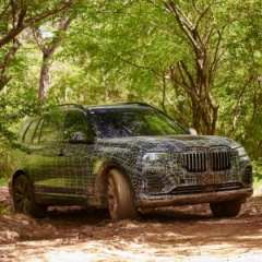 BMW X7 iDrive G07- туристический седан на семь человек