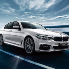 BMW 523i G30 и 523d G31 M Spirit Edition для Японии