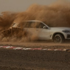 Приключения итальянцев на BMW X5 в древних песках Сахары