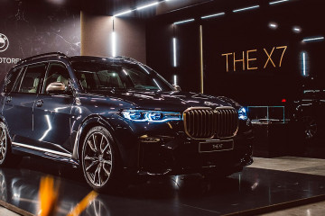 Новый большой кроссовер BMW X7 появится в России в марте 2019 года BMW X7 серия G07