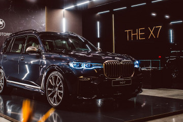 Новый большой кроссовер BMW X7 появится в России в марте 2019 года