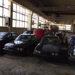 В Болгарии нашли больше десяти новеньких BMW 5 серии 1994 года выпуска