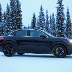 Предстоящий конкурент BMW X6 новый Porsche Cayenne Coupe замечен на тестировании в холодную погоду