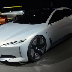 Появились новые изображения электрического спортивного седана BMW i4 2021