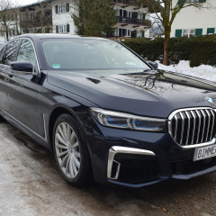 Первые фотографии BMW 7 Series Facelift 2019 с пакетом M Sport