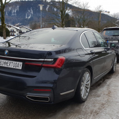 Первые фотографии BMW 7 Series Facelift 2019 с пакетом M Sport