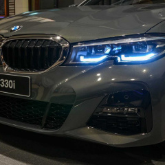 BMW Абу-Даби Моторс получил первые BMW 3-й серии G20 2019 в цвете Dravite Grey Metallic