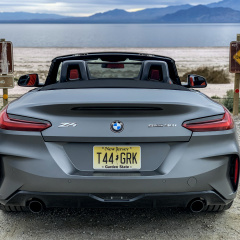 BMW Z4 sDrive30i - один из лучших спортивных родстеров на рынке