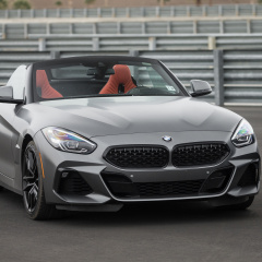 BMW Z4 sDrive30i - один из лучших спортивных родстеров на рынке